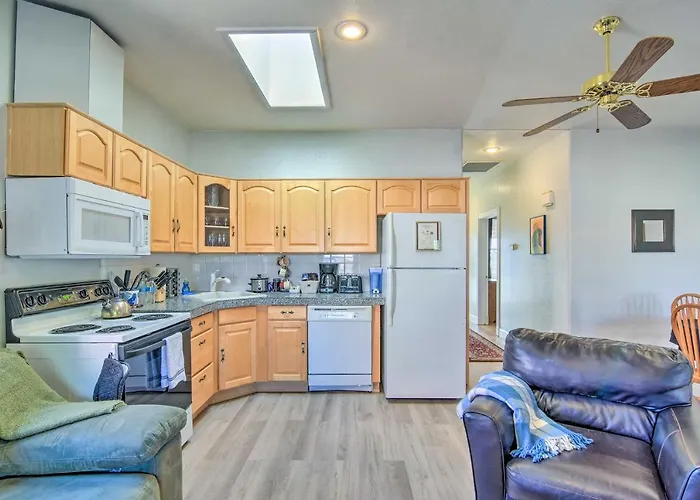 Rejuvenating Retreat W/ Ideal Location! * Eloy