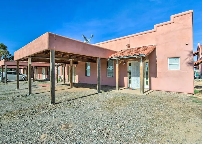 Rejuvenating Retreat W/ Ideal Location! Apartment